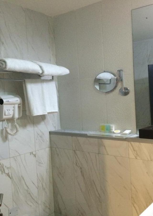 Tivoli Hotel Seafront Ikoyi Aliayabiagba Экстерьер фото